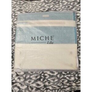 New In Package Miche Retired Lila Classic Purse Shell Teal & White Faux Leather